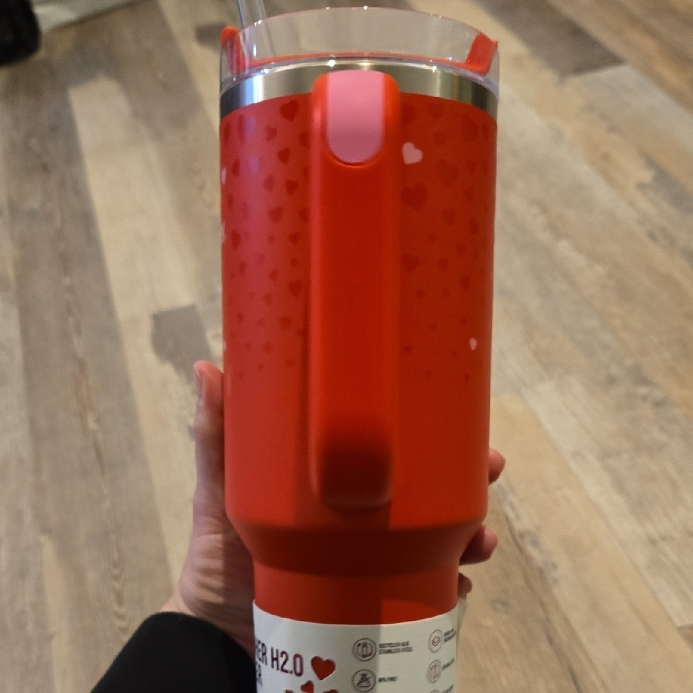 Stanley Ruby Hearts Flowstate Quencher Tumbler - Picture 7 of 11